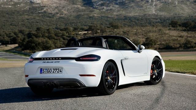 MUST WATCH! 2018 PORSCHE 718 BOXSTER GTS REVIEW смотреть онлайн