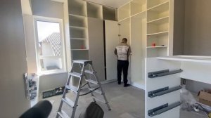 Сборка распашного шкафа