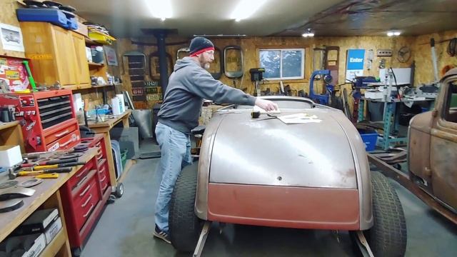 Fabricating the Rear Corner Patch Panels for the 1932 Ford 5 Window Coupe смотреть онлайн