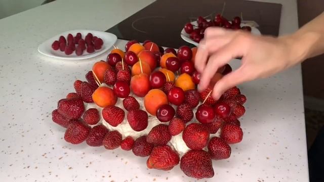 Украшение стола своими руками ? Роскошная фруктовая тарелка смотреть онлайн