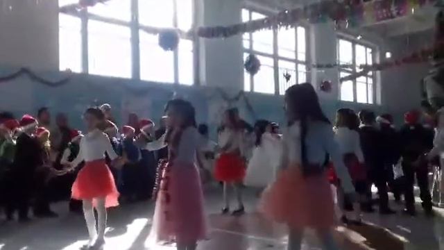 МЫ МАЛЕНЬКИЙ ЗВЁЗДЫ ай будет круто ай, ай будет круто эй смотреть онлайн