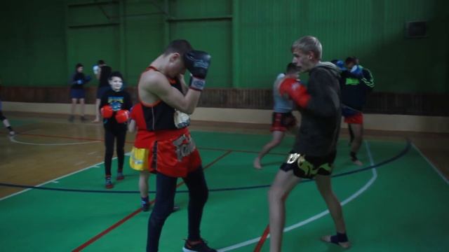 Богдан Мороз. Тренировка по муай тай