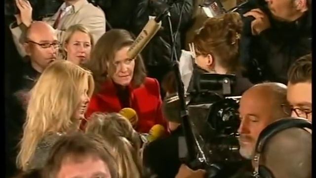 Клаудия Шиффер / Icons Big Star Profiles Claudia Schiffer смотреть онлайн
