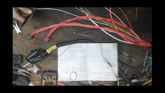 Ремонт кабеля двигателя ЕВРО 4 автомобиля DAF 95 XF (часть 6 концовка) смотреть онлайн