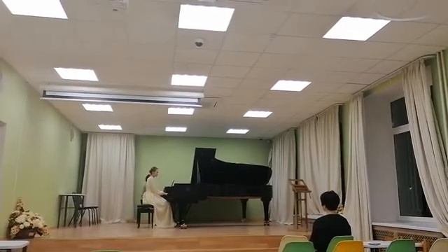Федотова Юлия, 16 лет, Р. Шуман "Концерт для фортепиано с оркестром a-moll ор.54" смотреть онлайн