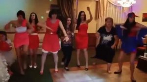 ТАНЦУЕТ ВЕСЬ МИР ПЕСНЯ БУЙ БУЙ