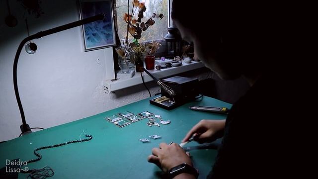 ЛОВЕЦ СОЛНЦА ~ интерьерная подвеска в технике Тиффани смотреть онлайн