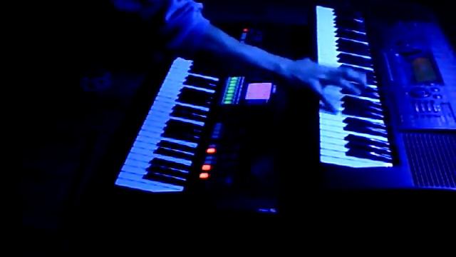 ROBERT MILES ONE AND ONE.WMV смотреть онлайн
