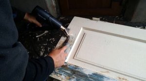 Как снять много слоев старой краски легко и быстро(на примере двери)!