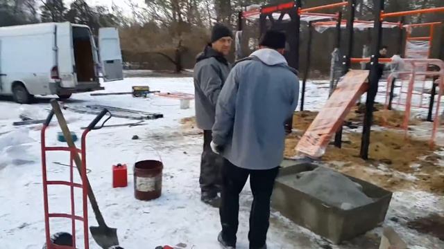 Установка спортивной площадки в парке Пуща-Водица смотреть онлайн