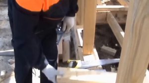 Видео урок  Вырезание посадочной пятки на стропильной ноге