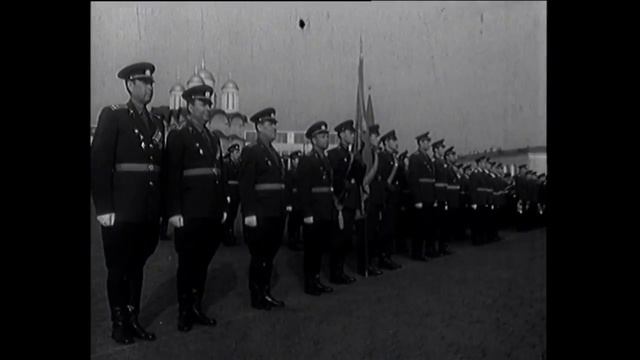 Кремлёвский полк СССР. Воины - Кремлёвцы. смотреть онлайн