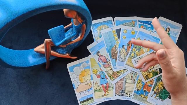Кому можно гадать БЕСПЛАТНО? / ОБУЧЕНИЕ ТАРО БЕСПЛАТНО ? смотреть онлайн