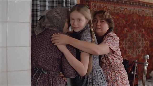 А ты из меня сколько крови выпил! Я ж спокойные дни на пальцах могу посчитать! смотреть онлайн