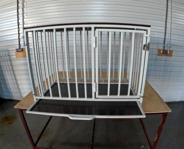 Клетка для домашних животных