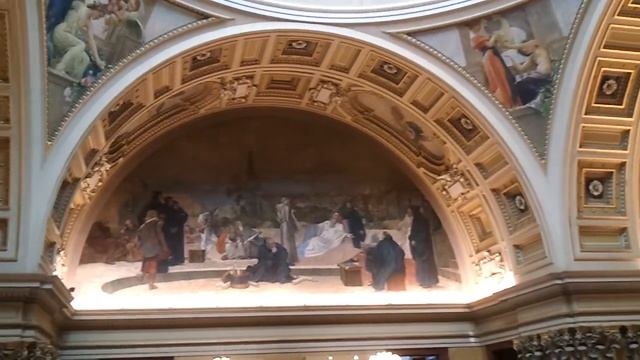 Прага. Национальный музей. Холл смотреть онлайн