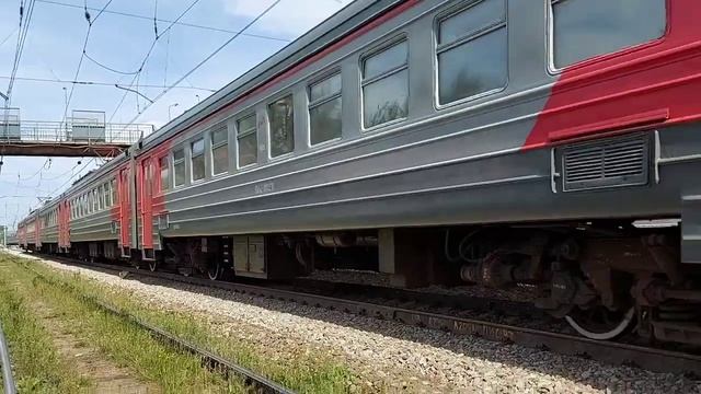 ПРИБЫТИЕ ЭЛЕКТРОПОЕЗДА ЭД4М 0002. смотреть онлайн