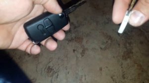 Lancer 9 Как вытащить чип из запасного ключа.