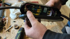 Разбираем зарядку для автомобиля . производство Китай