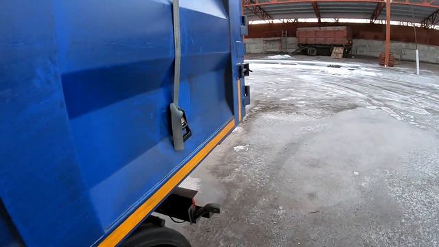 Дальнобой на зерновозі.