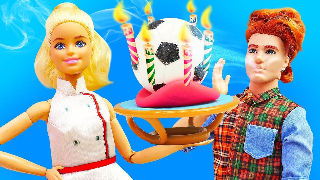 Кафе Барби: зал для праздника в футбольной тематике! ⚽ Видео про куклы Барби для девочек смотреть онлайн