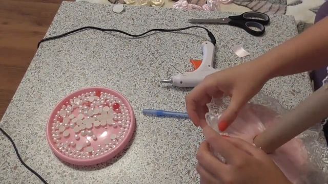 СВАДЕБНЫЙ БУКЕТ НЕВЕСТЫ ИЗ АТЛАСНЫХ ЛЕНТ МАСТЕР КЛАСС смотреть онлайн