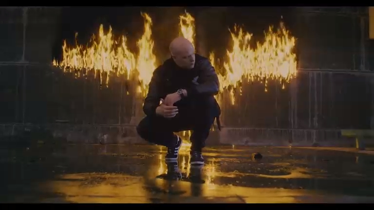 Scylla & Sofiane Pamart - Charbon (Clip Officiel)