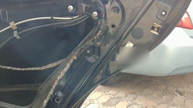 Door lock actuator replacement: rear, 2003 - 2007 Accord смотреть онлайн