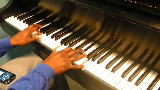 Fool In Love - Rihanna Instrumental ( Piano) смотреть онлайн