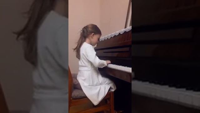 "ЗВЕЗДНОЕ ЛЕТО 2020" Єфименко Мария 6лет .Фортепиано .Луцк смотреть онлайн