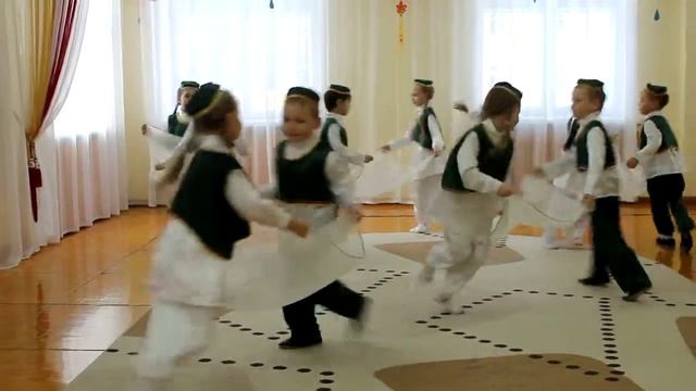 Танец с платочками смотреть онлайн