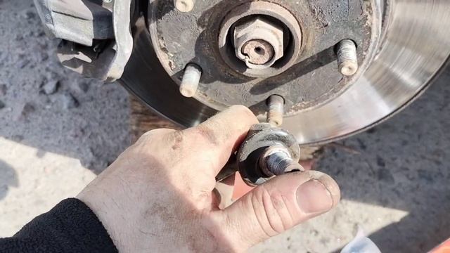 Опять замена стоек стабилизатора *Джили Эмгранд ЕС 7* смотреть онлайн