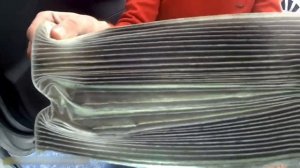 Замена воздушного фильтра салона в Nissan Leaf