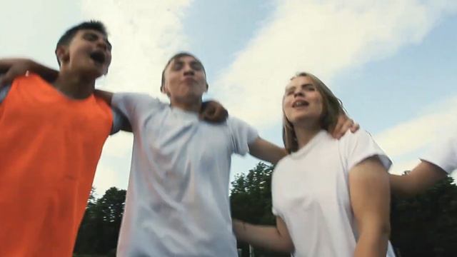 Зеленые каникулы. О нас смотреть онлайн