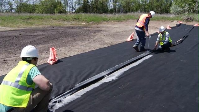 Клей спрей для склеивания ПВХ, ЕПДМ (EPDM), полиэтилена, пенополистирола и пр. 3M™ HolFast 70 смотреть онлайн