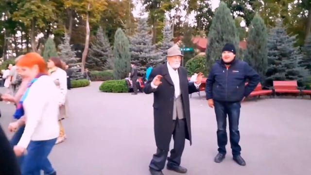 ДОЖДИК, ДОЖДИК ЛЕЙ! ТАНЦЫ ХАРЬКОВ СЧАСТЛИВЫЕ МОМЕНТЫ смотреть онлайн