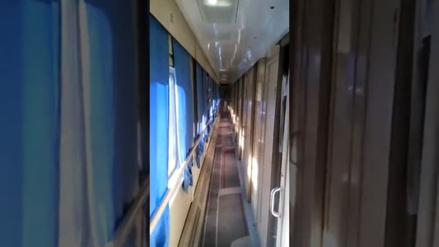 Shadows inside a train смотреть онлайн