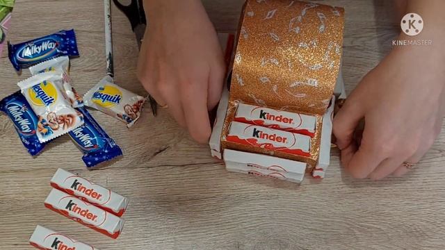 Подарок ИЗ КОНФЕТ. Ребёнку очень понравится. НОВОГОДНЯЯ УПАКОВКА смотреть онлайн