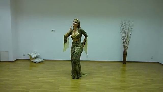 Dia - Sutaz Queen of Baladi 2011.MOV смотреть онлайн