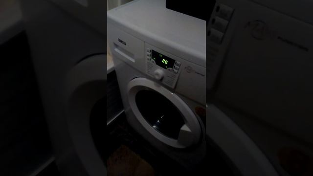Процесс отжима в стиральной машине Атлант 50У102-000#shorts смотреть онлайн