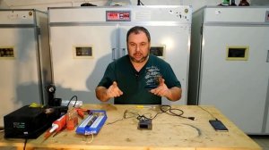 Элементарная проверка точности датчика температуры в инкубаторе.