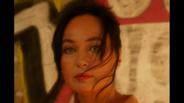 СРОЧНО! Гузеева ушла под землю!