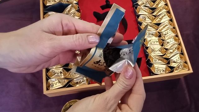Китайский черный чай ДаХунПао с сервизом в подарочной упаковке смотреть онлайн