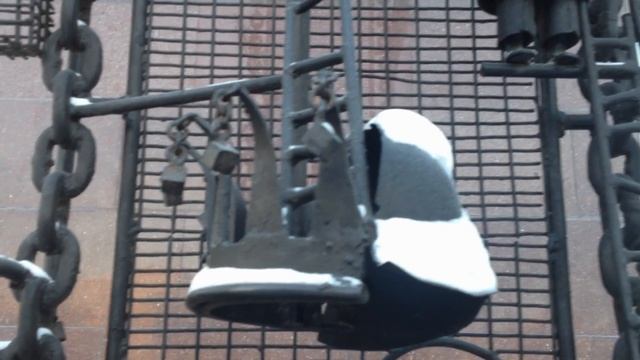 Трон дураков. Интересные памятники в Новосибирске. смотреть онлайн