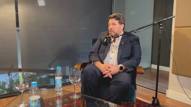 ¡3.8MM USD en 3 días! 💲 eCommerce En Paraguay | Ángel Ayala Directivo Capace | iZi Podcast #3 смотреть онлайн