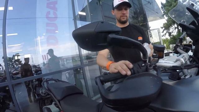 Еду на Тестдрайв DUCATI за 2,4 млн. смотреть онлайн