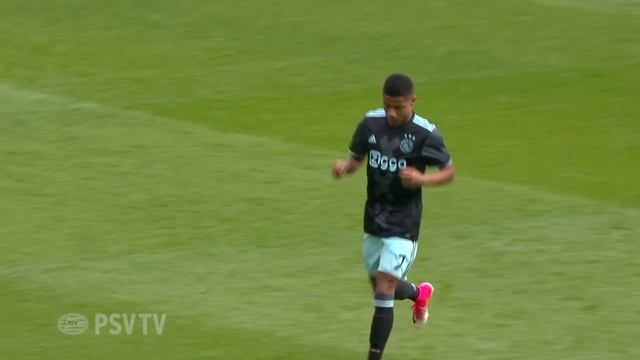 23-4-2017: PSV - Ajax смотреть онлайн