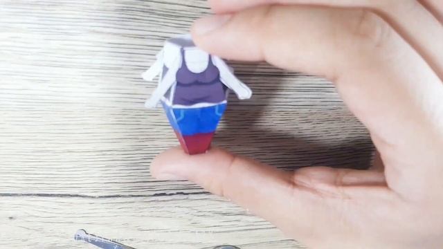 ANIME PAPER CRAFTING