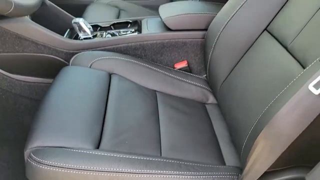 2023 Volvo XC40 St. Petersburg, Tampa, Clearwater, Palm Harbor, Largo, FL 64766 смотреть онлайн