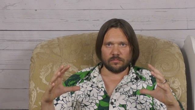 Можно ли носить на шее крест с распятием смотреть онлайн